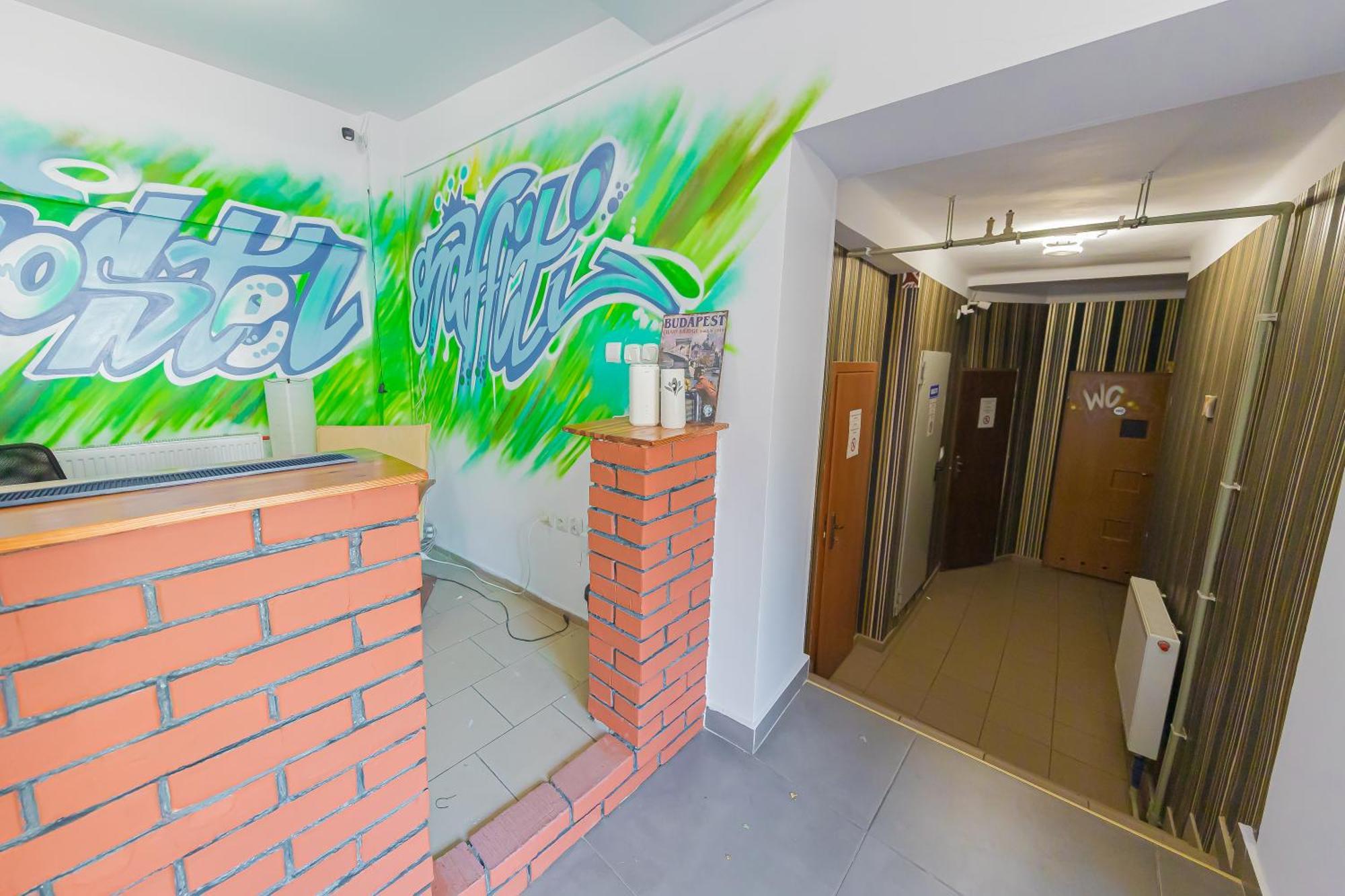 Hostel Graffiti Cracóvia Exterior foto